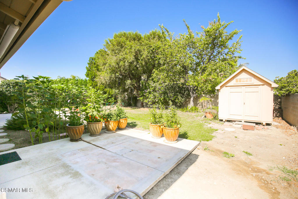 458 Mark Drive Simi Valley, CA 93065 - Photo 33 of 36