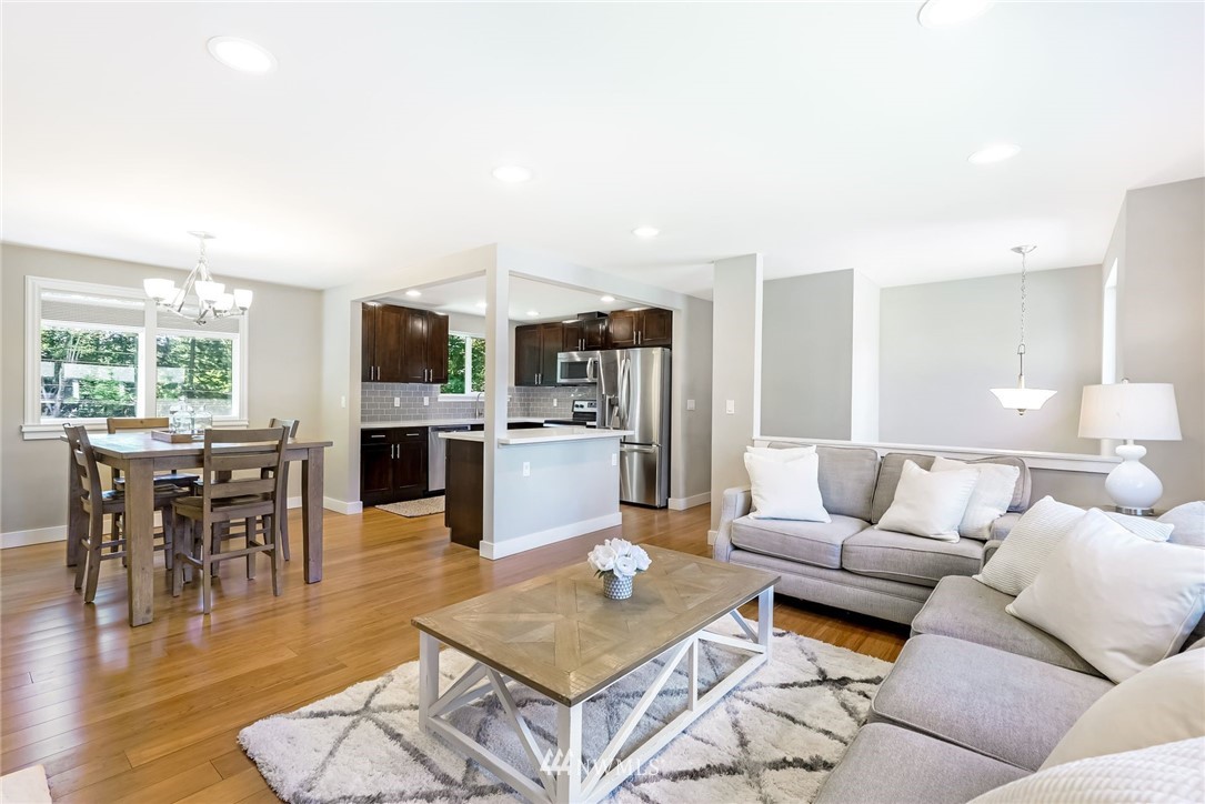 15505 Southeast 179th Street Renton, WA 98058 - Photo 4 of 23 Gallery Image 4