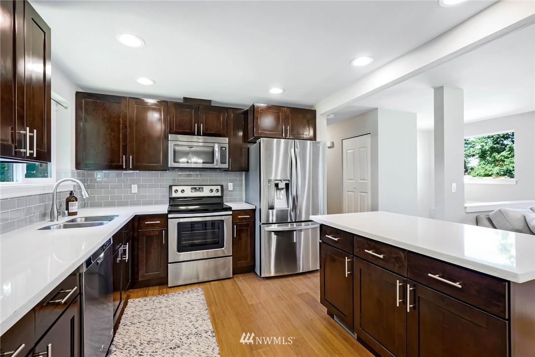 15505 Southeast 179th Street Renton, WA 98058 - Photo 7 of 23 Gallery Image 7