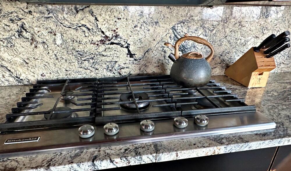 455 South Westridge Road Slatyfork, WV 26291 - Photo 29 of 81 gas range
