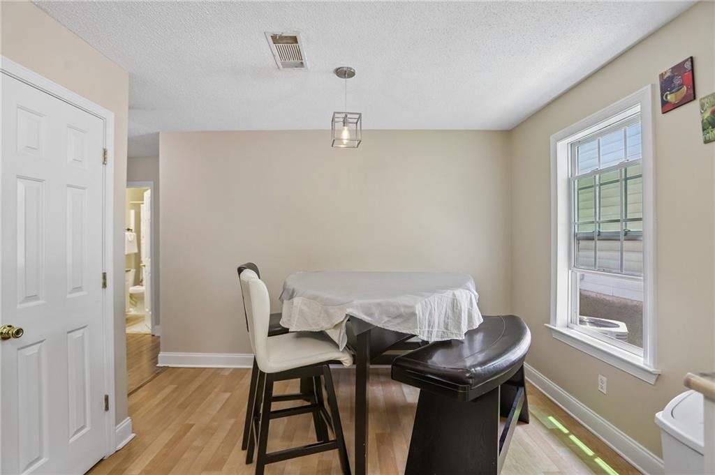 1586 Rice Square Lithonia, GA 30058 - Photo 12 of 24