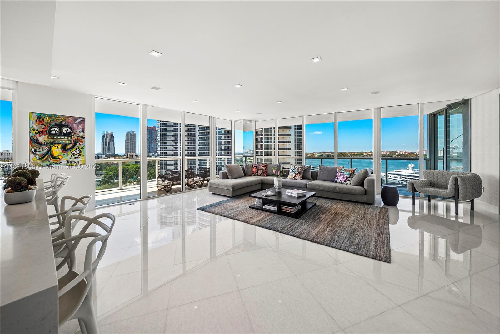 450 Alton Road, Unit 1007 Miami Beach, FL 33139 - Photo 2 of 78 Gallery Image 2
