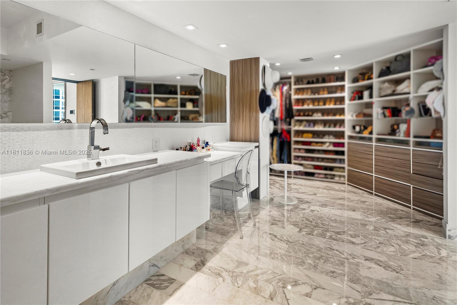 450 Alton Road, Unit 1007 Miami Beach, FL 33139 - Photo 32 of 78 Gallery Image 32