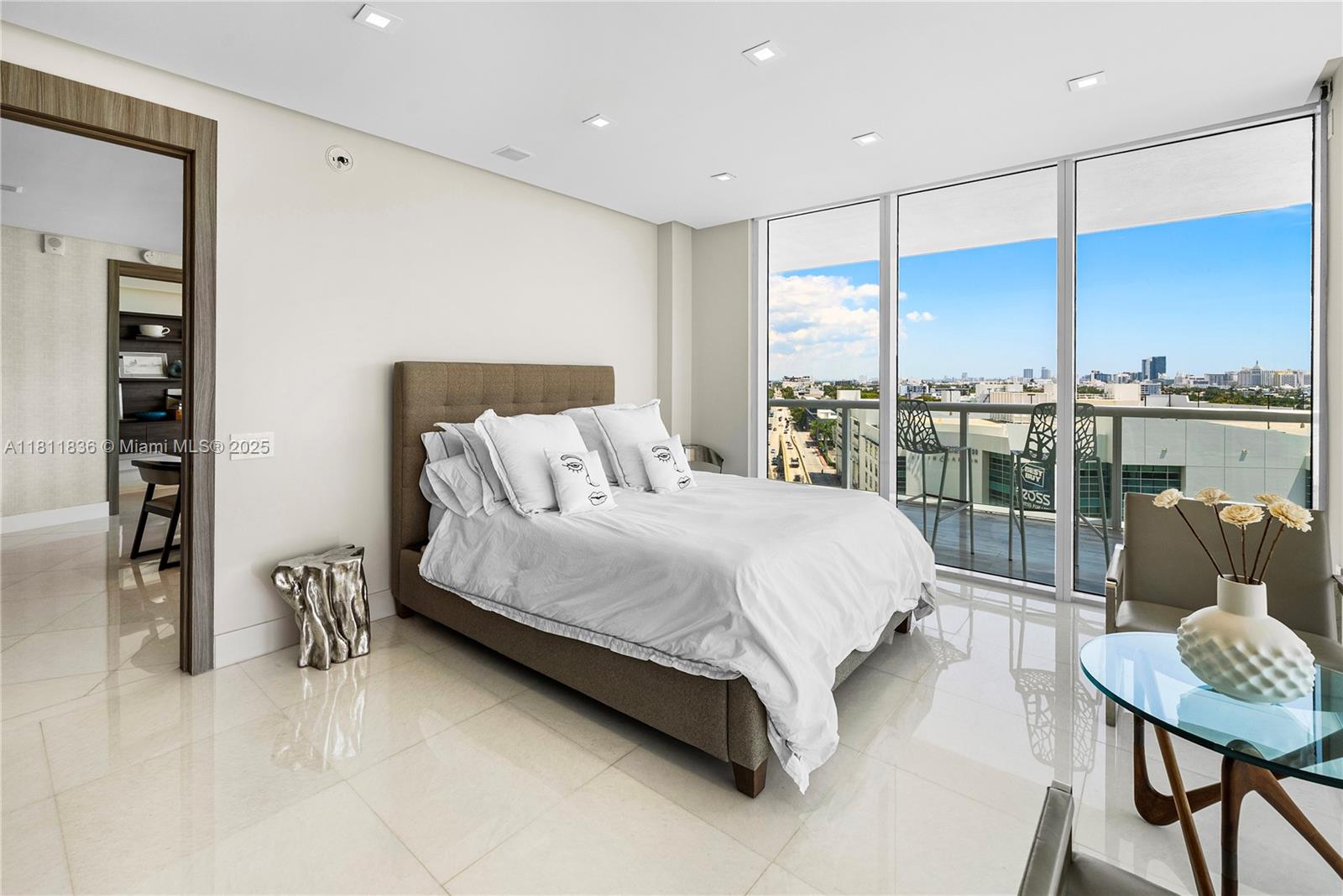 450 Alton Road, Unit 1007 Miami Beach, FL 33139 - Photo 39 of 78 Gallery Image 39