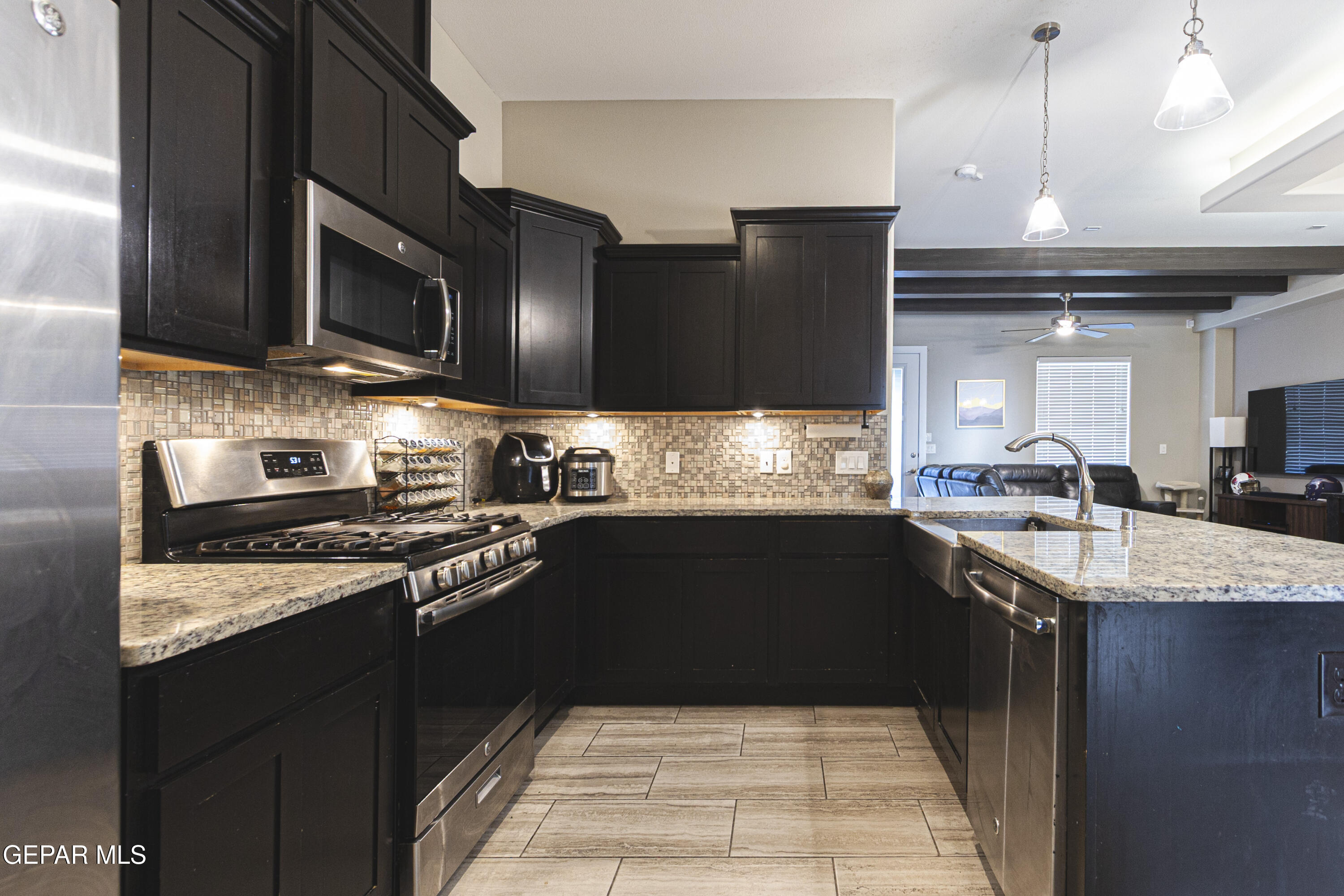 768 Sheephouse Road El Paso, TX 79928 - Photo 11 of 41 IMG_8013