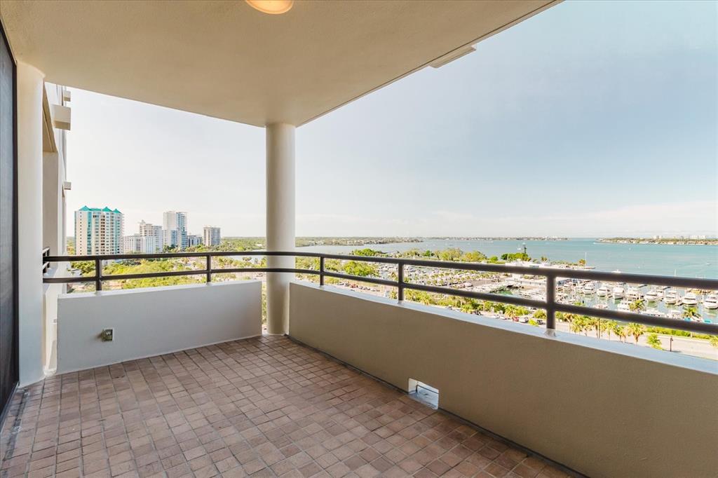 1255 North Gulfstream Avenue, Unit 1104 Sarasota, FL 34236 - Photo 24 of 87