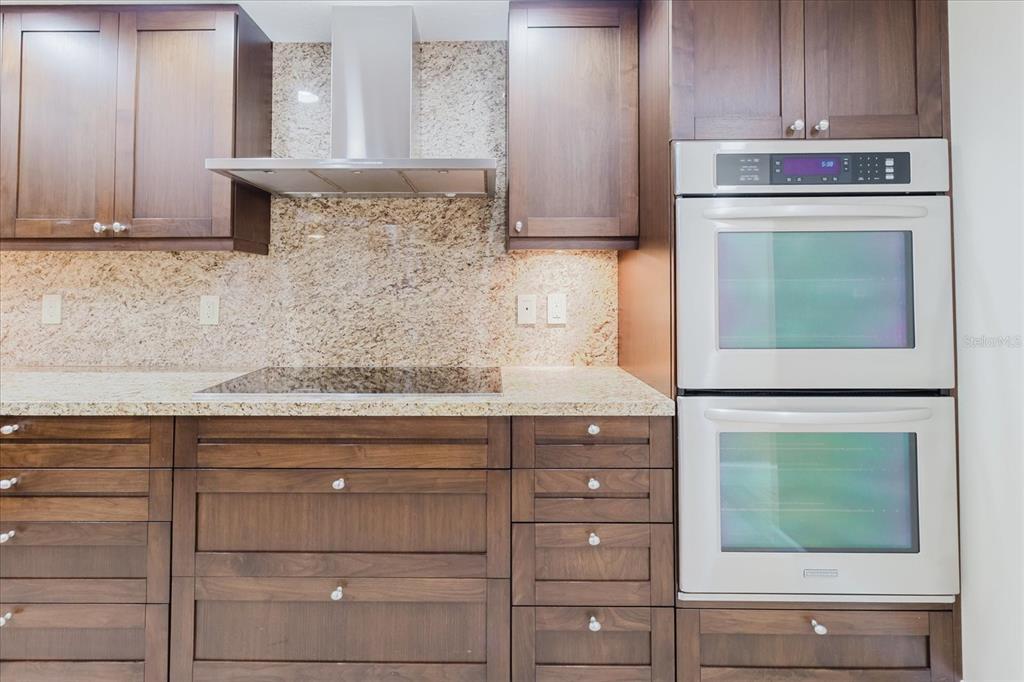 1255 North Gulfstream Avenue, Unit 1104 Sarasota, FL 34236 - Photo 33 of 87