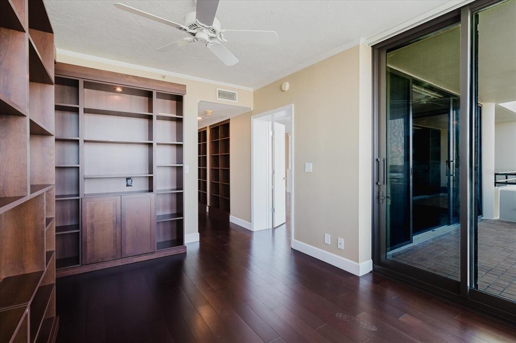 1255 North Gulfstream Avenue, Unit 1104 Sarasota, FL 34236 - Photo 52 of 87