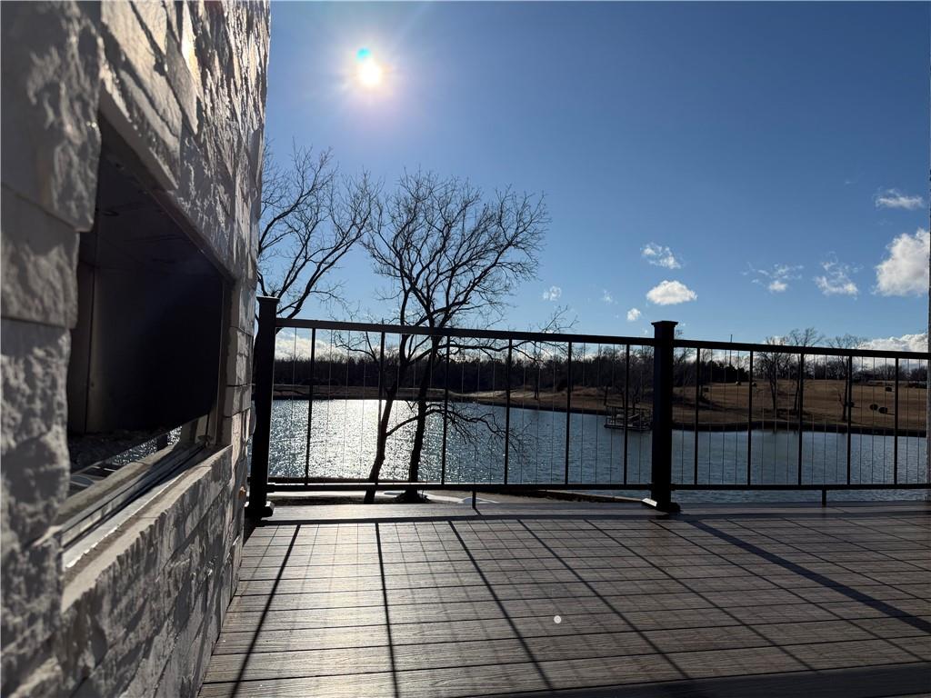 8976 Ginger Street Lenexa, KS 66227 - Photo 1 of 61