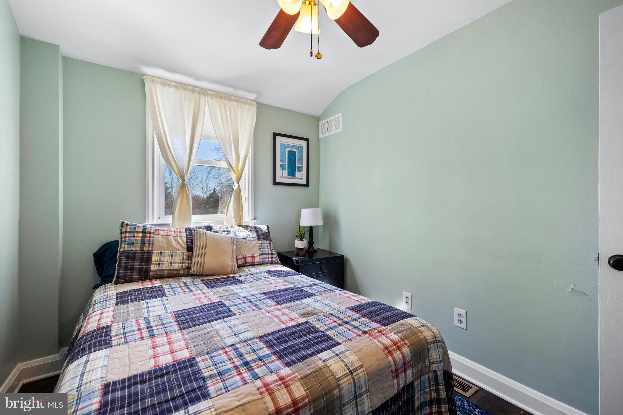 1657 Thetford Road Towson, MD 21286 - Photo 24 of 38 Gallery Image 24