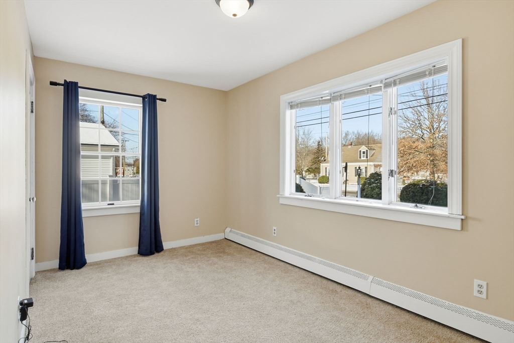 355 New Ludlow Road Chicopee, MA 01020 - Photo 17 of 42 Gallery Image 17