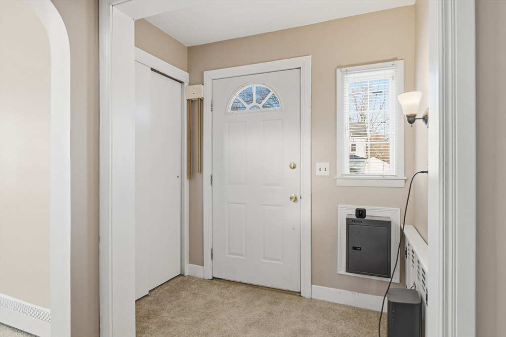 355 New Ludlow Road Chicopee, MA 01020 - Photo 4 of 42 Gallery Image 4