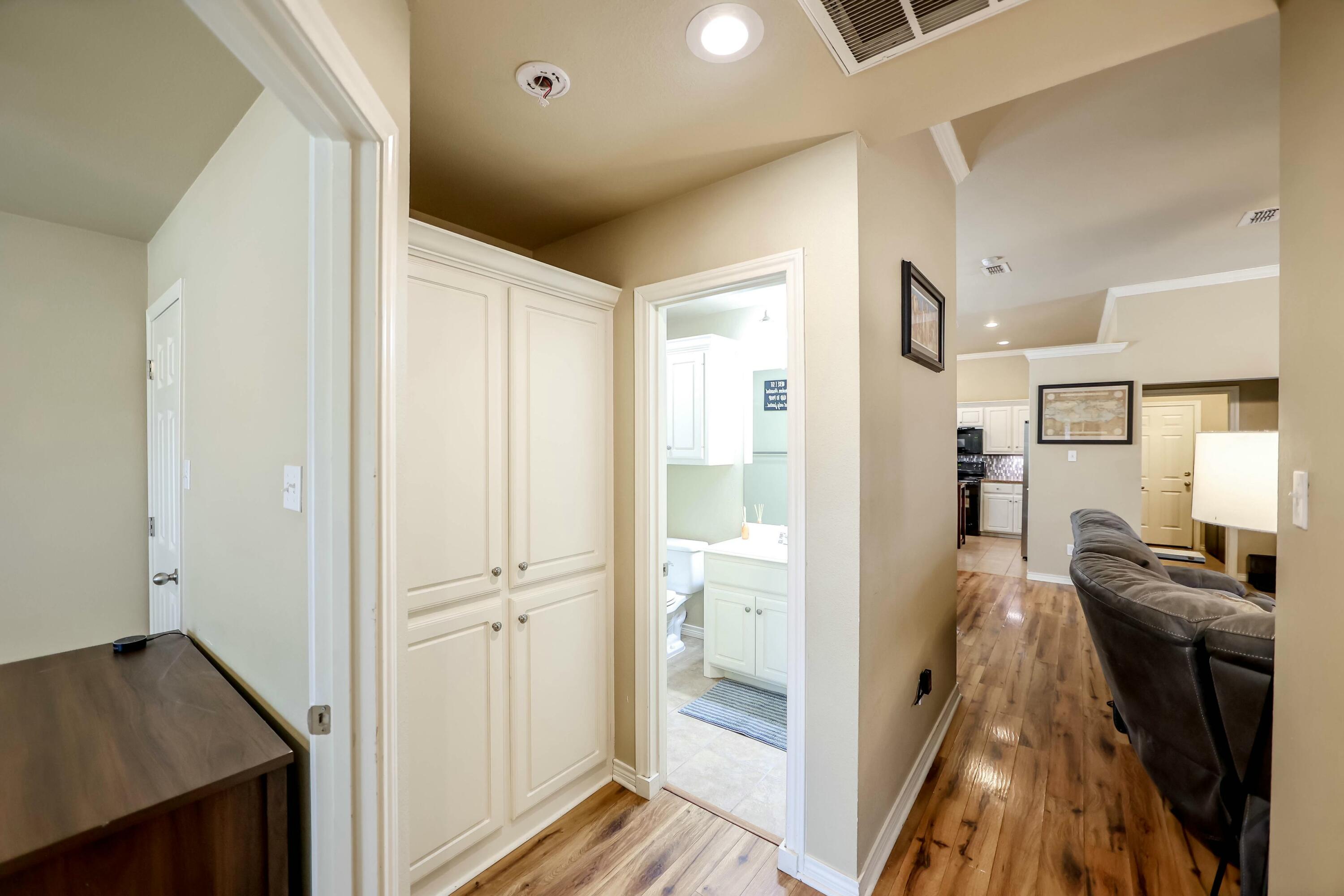 5920 104th Street Lubbock, TX 79424 - Photo 12 of 26 a view of a living room