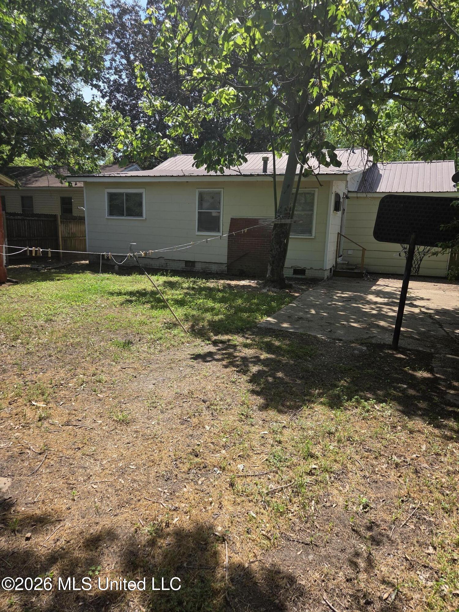 541 Pecan Street Marks, MS 38646 - Photo 3 of 4 20260420_114743