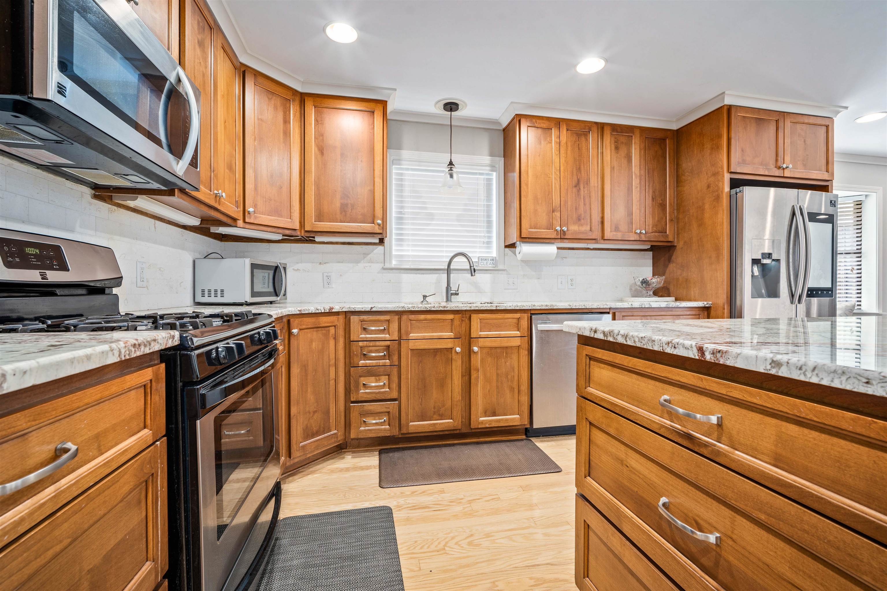 627 Spanish Main Daphne, AL 36527 - Photo 10 of 39 Kitchen
