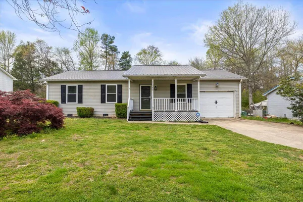$249,000 | 1049 Lee Pike, Soddy Daisy, TN 37379