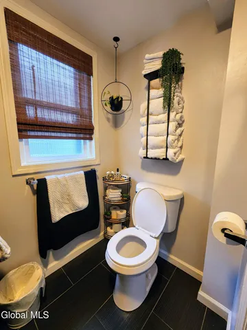 $1,650 | 11 Ingersoll Avenue, Schenectady, NY 12305