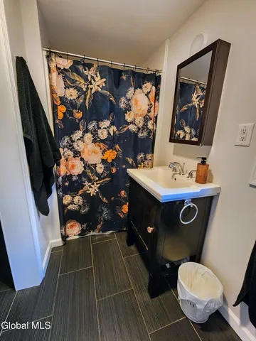 $1,650 | 11 Ingersoll Avenue, Schenectady, NY 12305