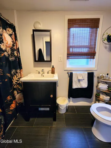 $1,650 | 11 Ingersoll Avenue, Schenectady, NY 12305