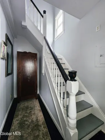 $1,650 | 11 Ingersoll Avenue, Schenectady, NY 12305