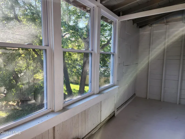 $1,650 | 11 Ingersoll Avenue, Schenectady, NY 12305