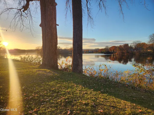 $1,650 | 11 Ingersoll Avenue, Schenectady, NY 12305