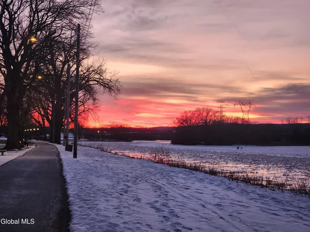 $1,650 | 11 Ingersoll Avenue, Schenectady, NY 12305