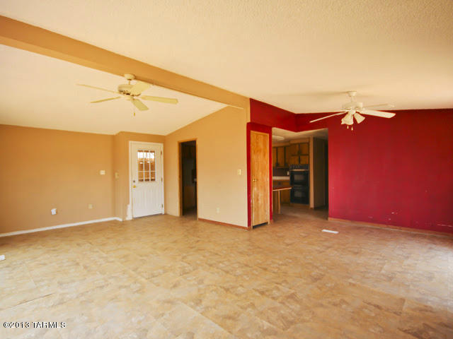 10025 West Rudasill Road Tucson, AZ 85743 - Photo 8 of 39