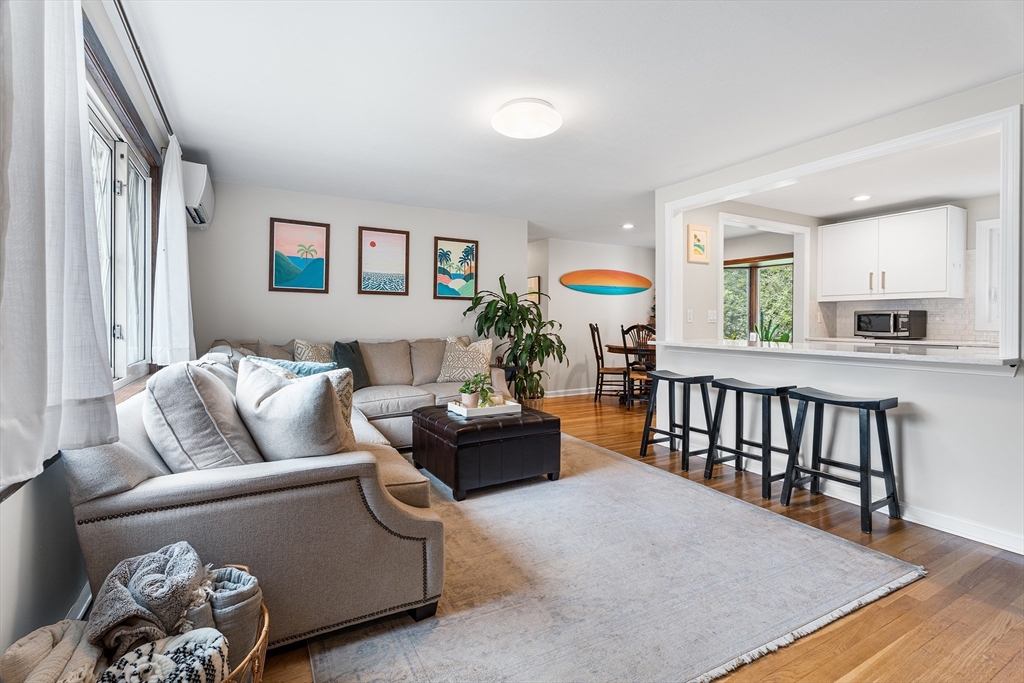 17 Lilian Road Framingham, MA 01701 - Photo 2 of 27 Gallery Image 2