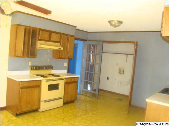 1220 19th Street Southwest Birmingham, AL 35211 - Photo 4 of 11