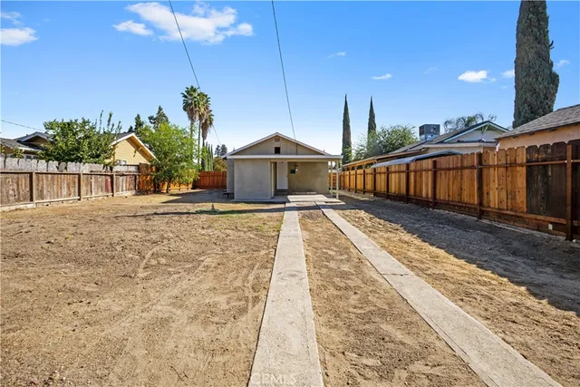 $299,999 | 1201 Sierra Vista Street, Atwater, CA 95301