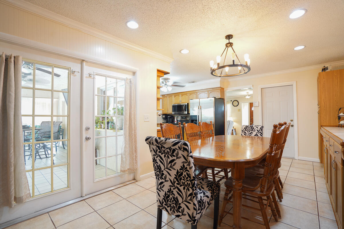 22282 Garrison Street Boca Raton, FL 33428 - Photo 13 of 21 22282 Garrison-21