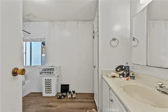 $325,000 | 17701 South Avalon, Unit 81, Carson, CA 90746