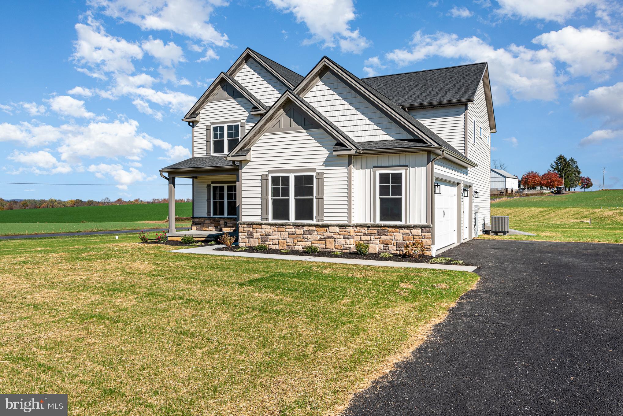 205 Mountainview Road Mount Holly Springs, PA 17065 - Photo 3 of 42 Gallery Image 3