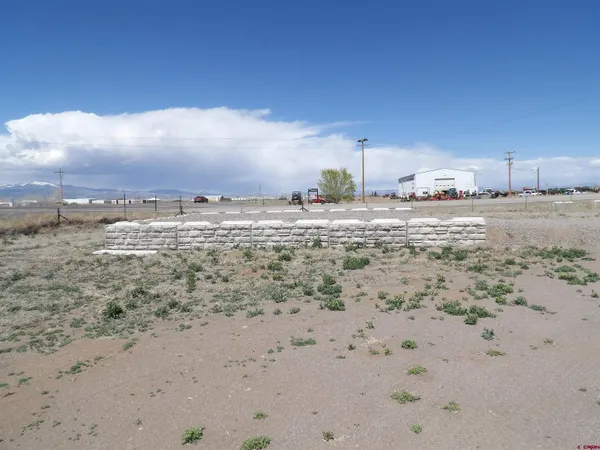 $695,000 | 2550 South Co Road 100, Alamosa, CO 81101
