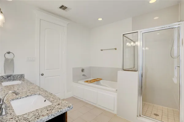 $440,000 | 1428 West 23rd Street, Unit C, Houston, TX 77008