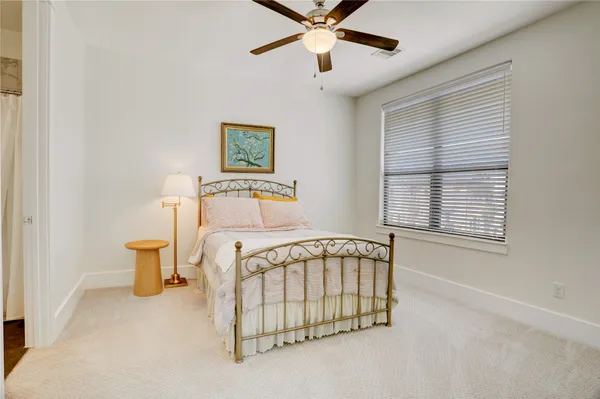 $440,000 | 1428 West 23rd Street, Unit C, Houston, TX 77008