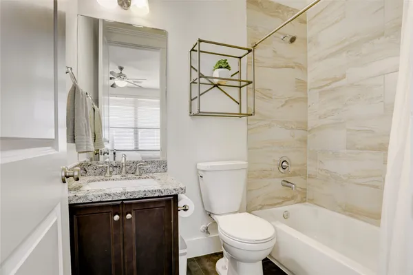 $440,000 | 1428 West 23rd Street, Unit C, Houston, TX 77008