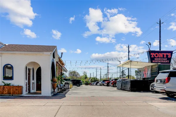 $440,000 | 1428 West 23rd Street, Unit C, Houston, TX 77008