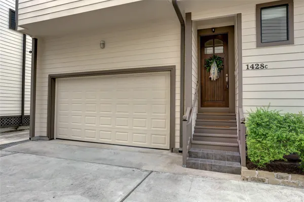 $440,000 | 1428 West 23rd Street, Unit C, Houston, TX 77008