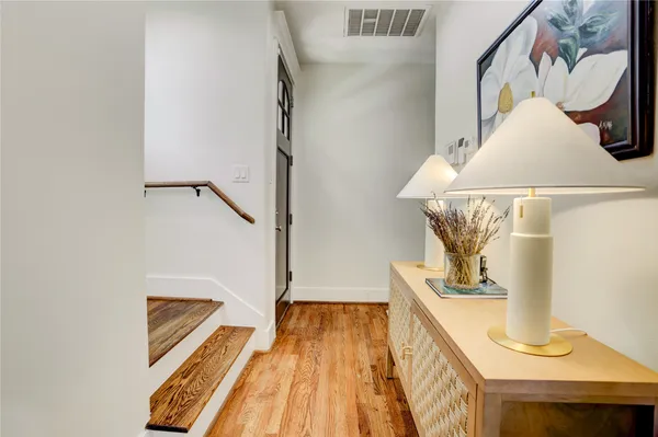 $440,000 | 1428 West 23rd Street, Unit C, Houston, TX 77008