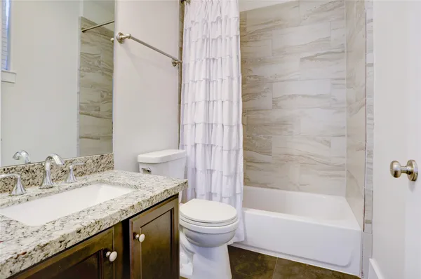 $440,000 | 1428 West 23rd Street, Unit C, Houston, TX 77008