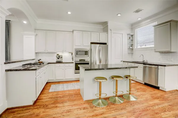 $440,000 | 1428 West 23rd Street, Unit C, Houston, TX 77008