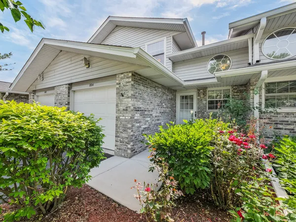$309,900 | 804 Tamarac Boulevard, Addison, IL 60101