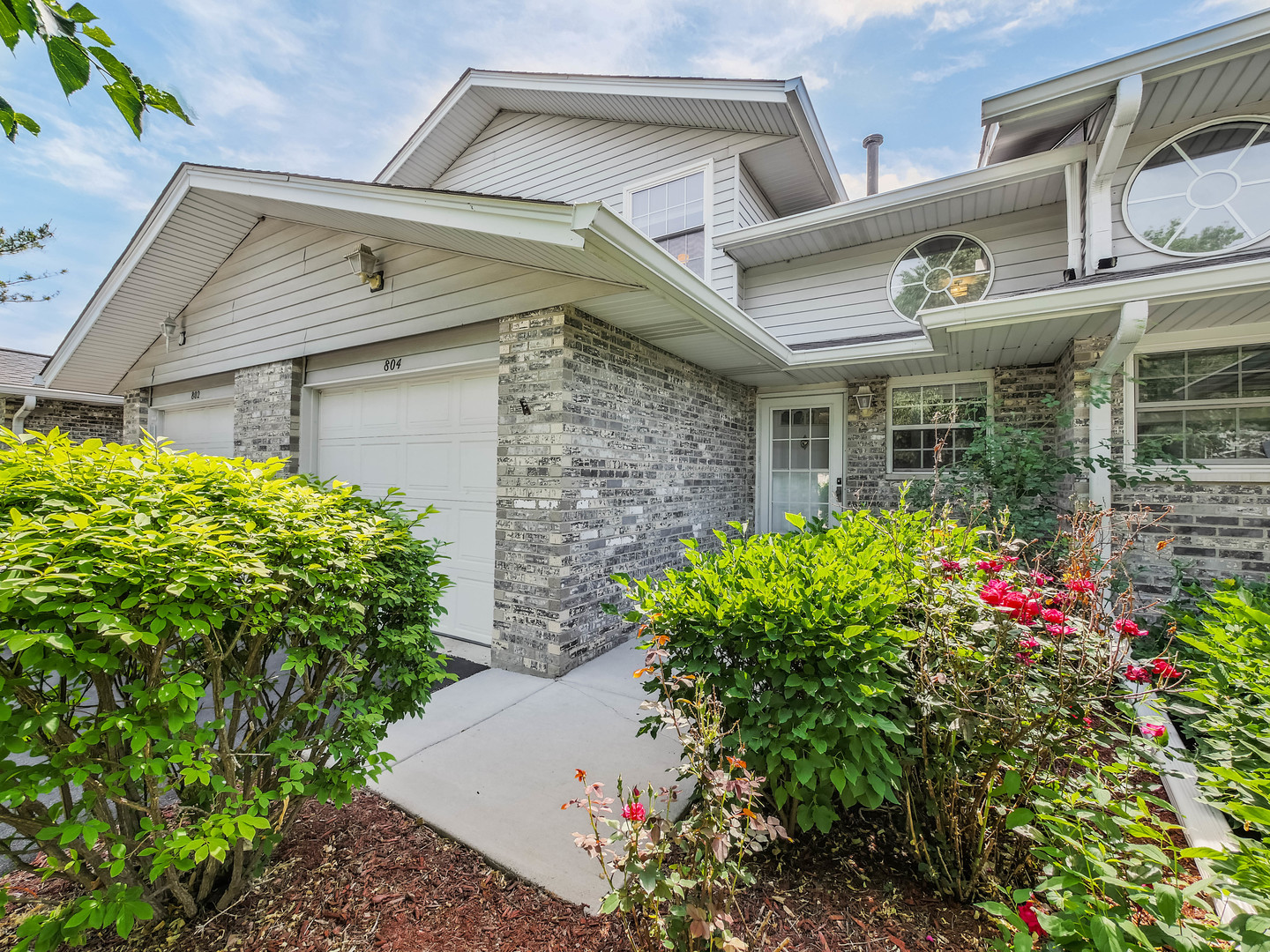 804 Tamarac Boulevard Addison, IL 60101 - Photo 1 of 26