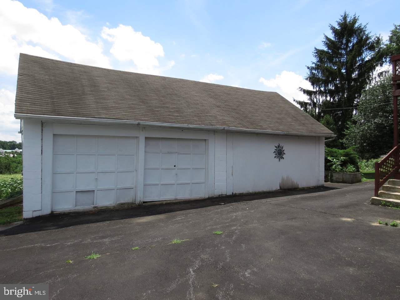 2194 Springwood Road York, PA 17403 - Photo 26 of 32 Gallery Image 26