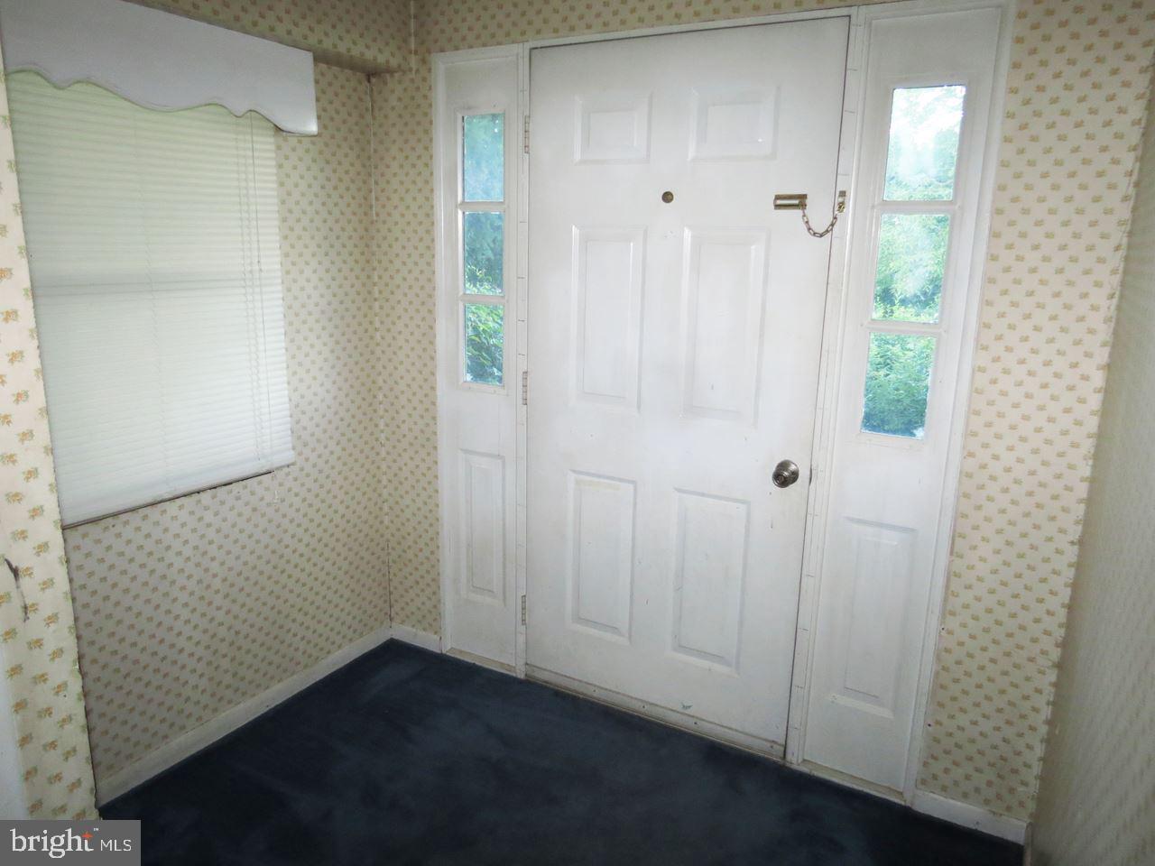 2194 Springwood Road York, PA 17403 - Photo 5 of 32 Gallery Image 5