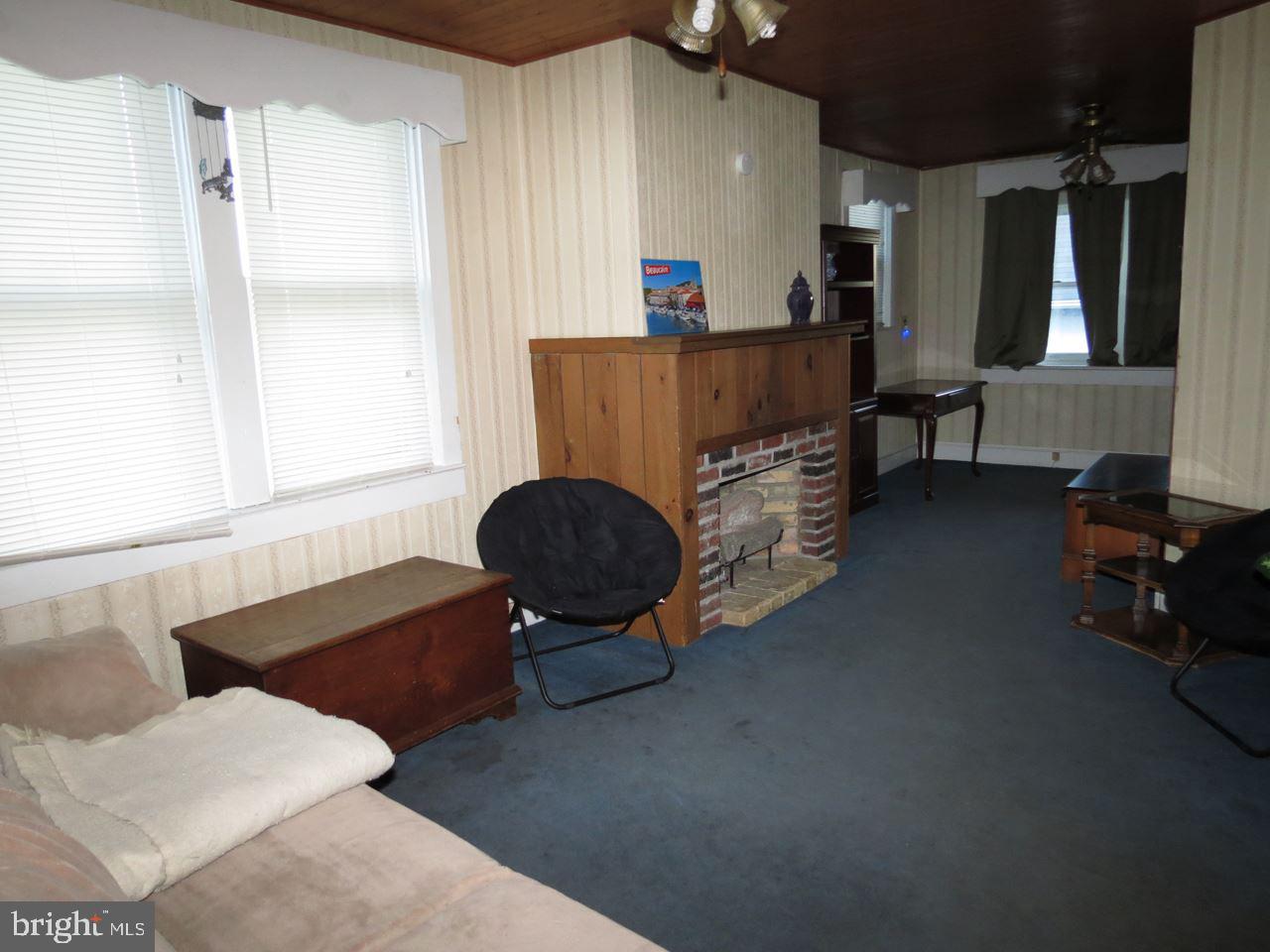 2194 Springwood Road York, PA 17403 - Photo 6 of 32 Gallery Image 6