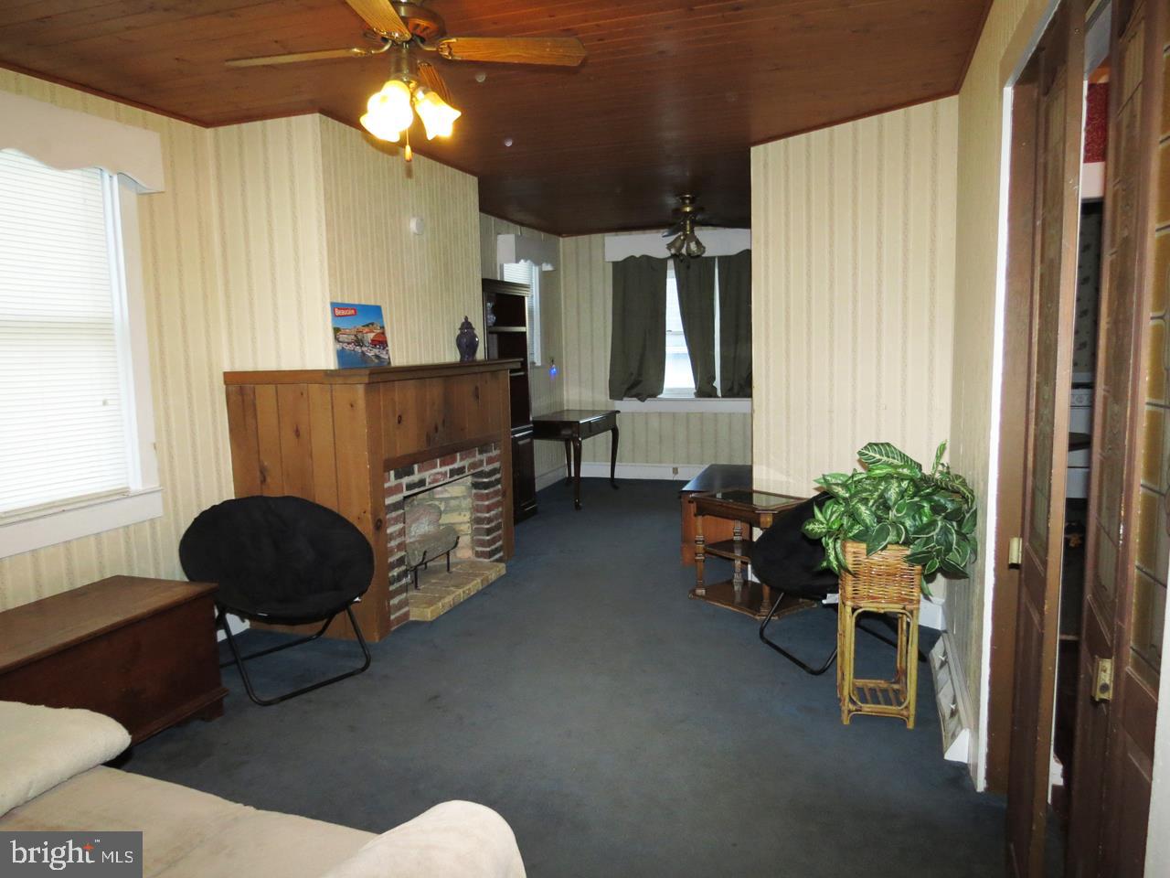 2194 Springwood Road York, PA 17403 - Photo 7 of 32 Gallery Image 7