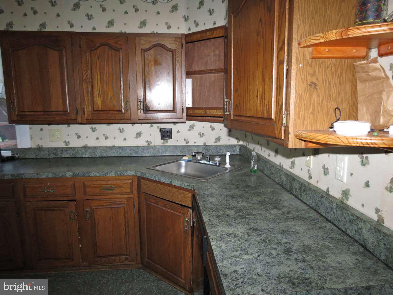 2194 Springwood Road York, PA 17403 - Photo 10 of 32 Gallery Image 10